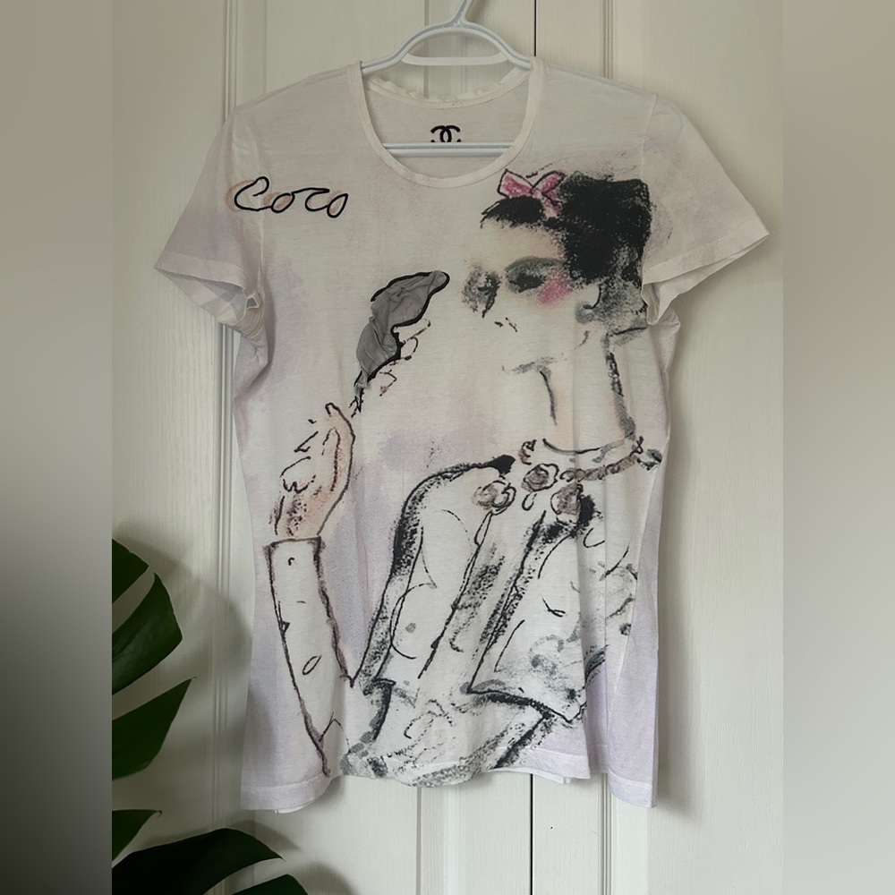 Chanel 2010 AOP Coco Vintage T Shirt - Picture 4 of 14